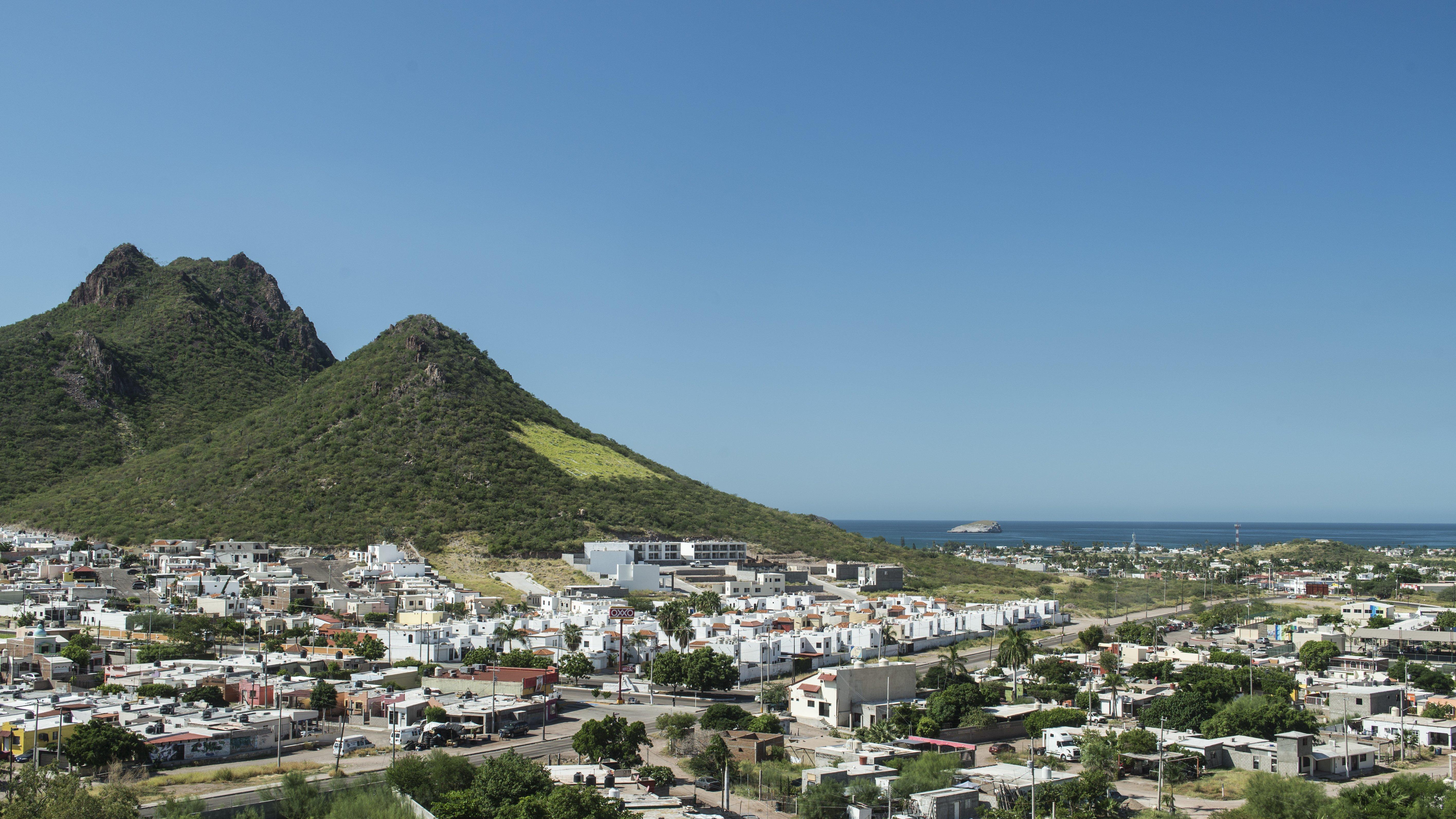 Holiday Inn Express Guaymas By Ihg מראה חיצוני תמונה View of La Paz