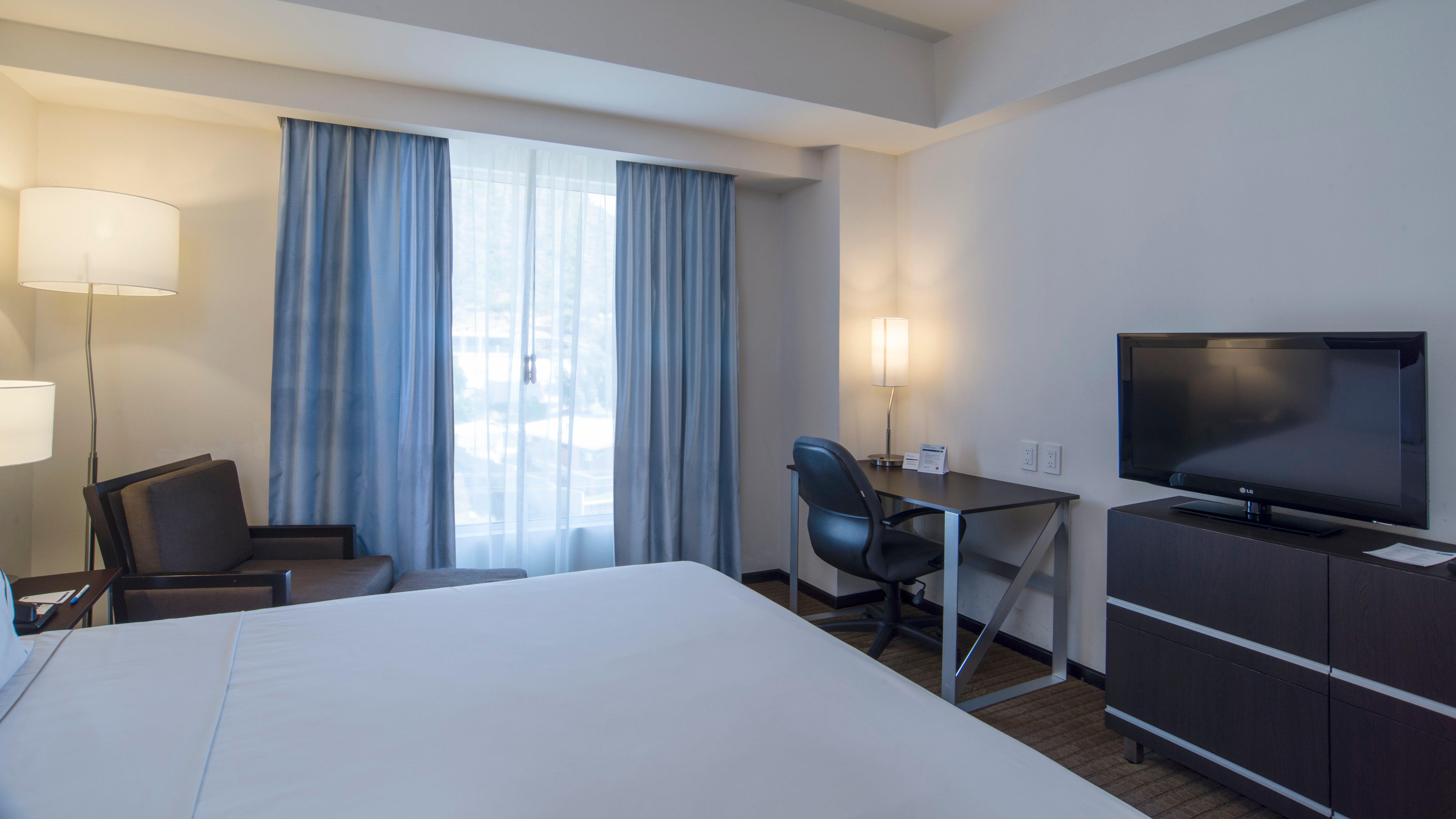Holiday Inn Express Guaymas By Ihg מראה חיצוני תמונה A typical room at the Residence Inn